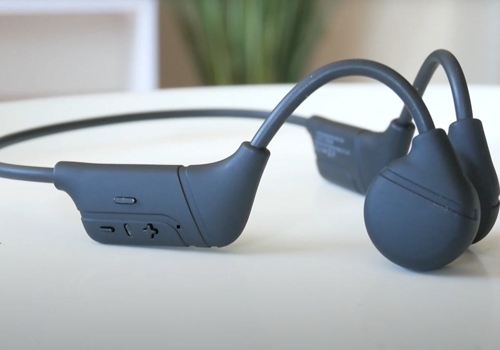 Another update for Black Tech: The South Carolina Runner Chic Bone conduction Bluetooth headset review